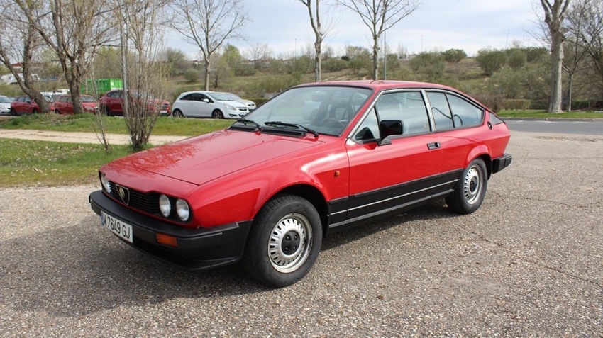 1985 Alfa Romeo GTV 2.0 oldtimer te koop
