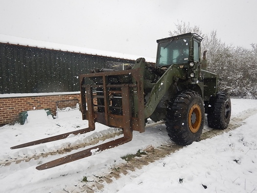 1982 International Hough M10A Rough Terrain Forklift oldtimer te koop