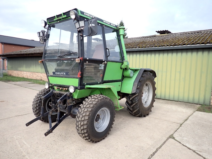 1980 Deutz Intrac 2004 TGI 40Km/H Serial N° 0001 oldtimer tractor te koop